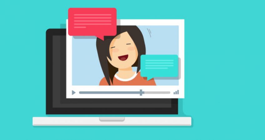 Alunos participam de videoconferência com autor durante aula de literatura